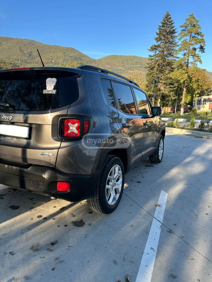 Jeep Renegade - фото 4