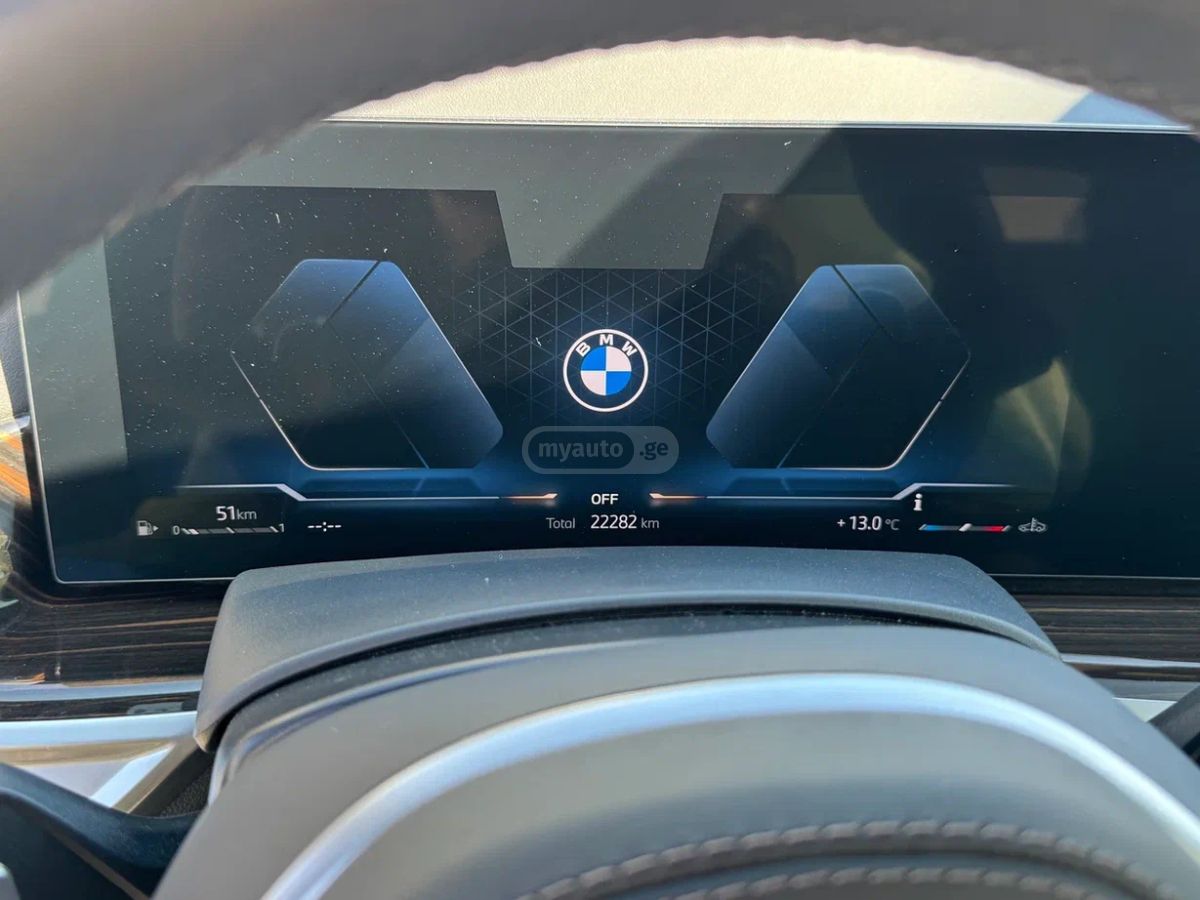 BMW X5 - фото 10