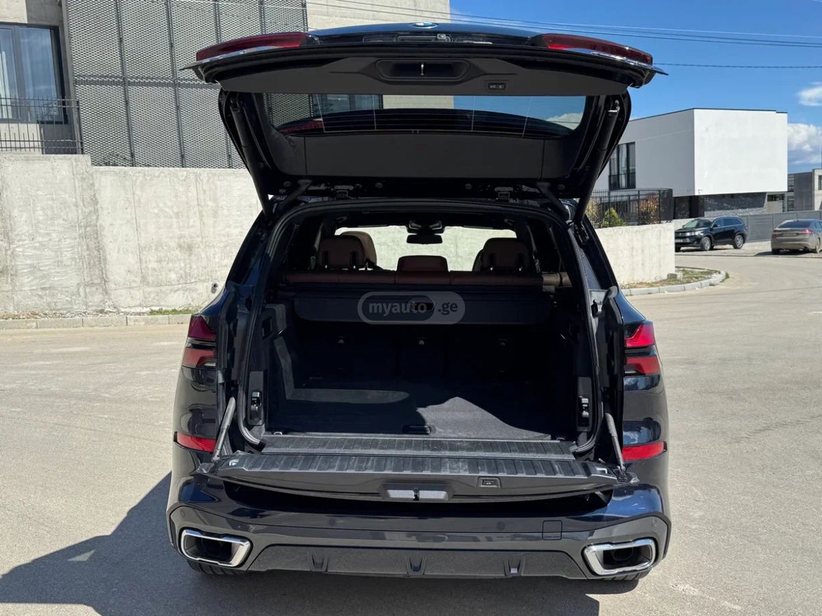 BMW X5 - фото 6