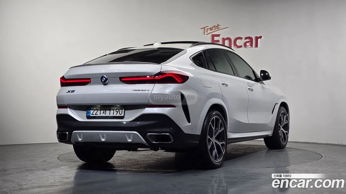 BMW X6 - фото 2