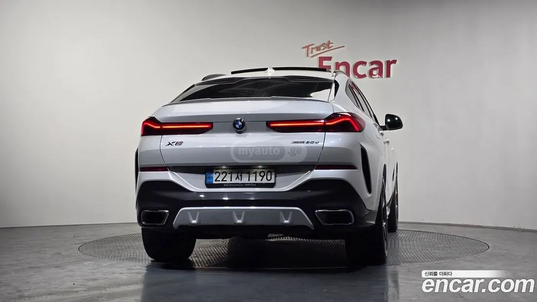 BMW X6 - фото 4