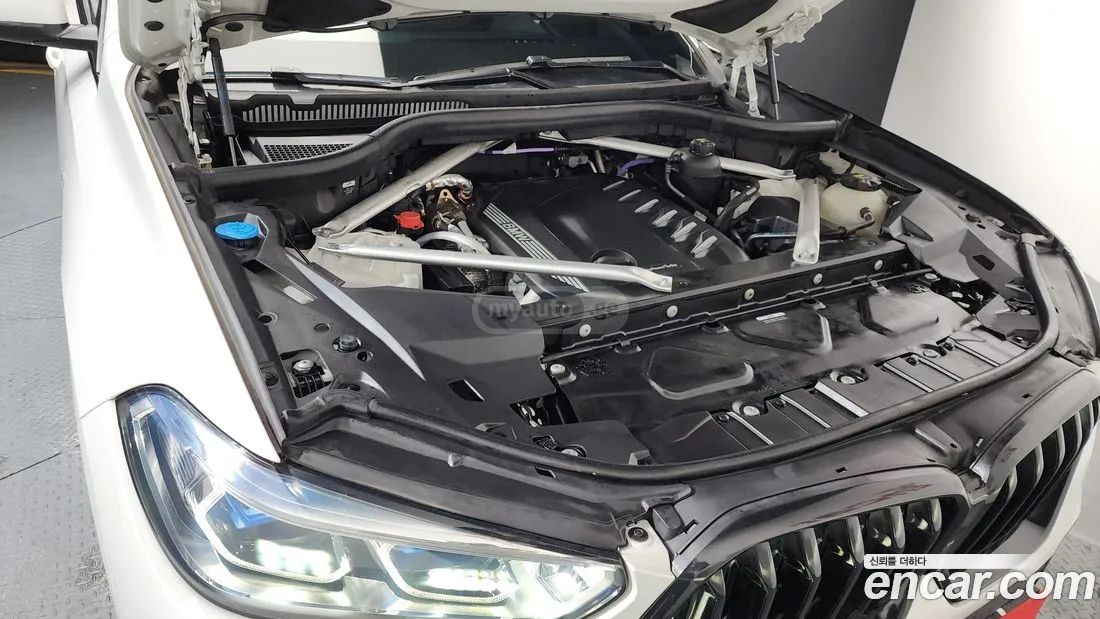 BMW X6 - фото 6