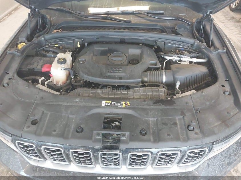 Jeep Summit 4dr 4x4 Automatic — миниатюра 10