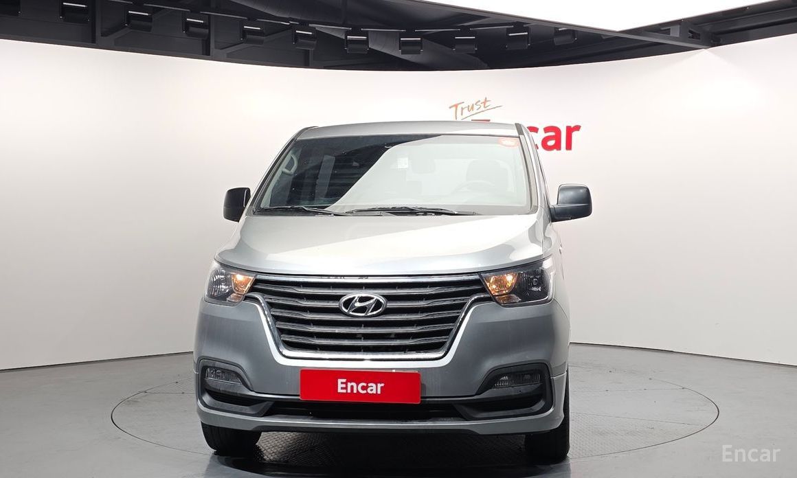 Hyundai Starex 2020 — миниатюра 2