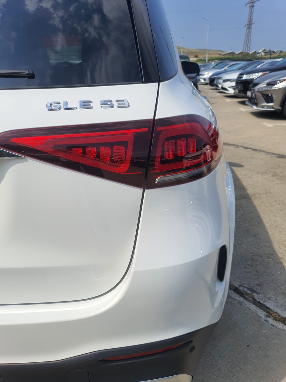 Mercedes-Benz GLE 53 2023 — миниатюра 10