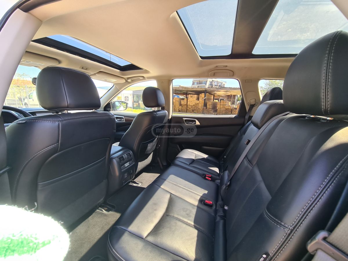 Nissan Pathfinder - фото 10