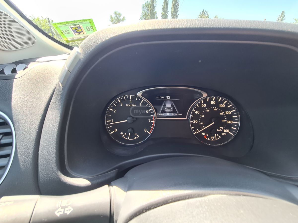 Nissan Pathfinder - фото 12
