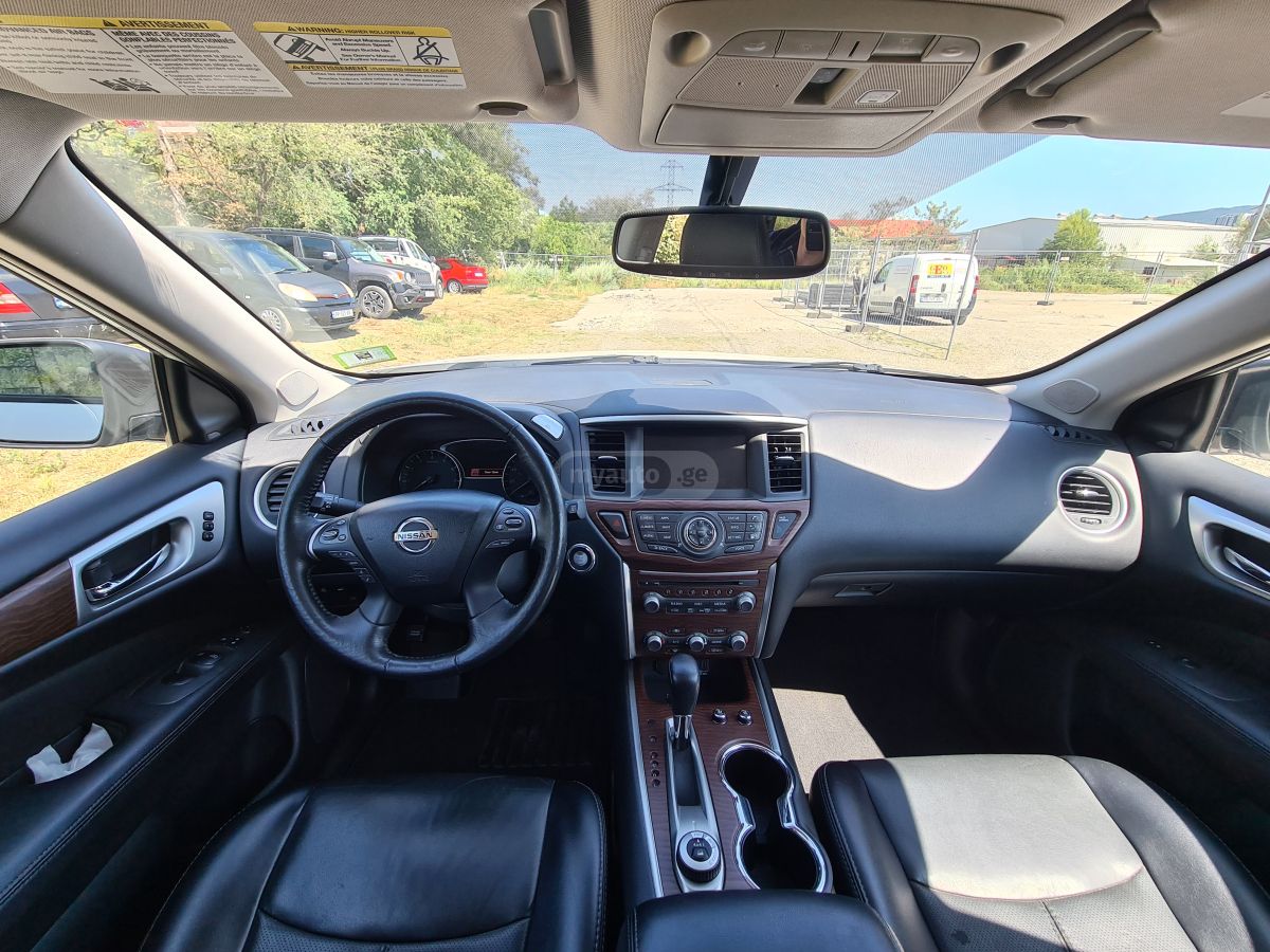 Nissan Pathfinder - фото 8