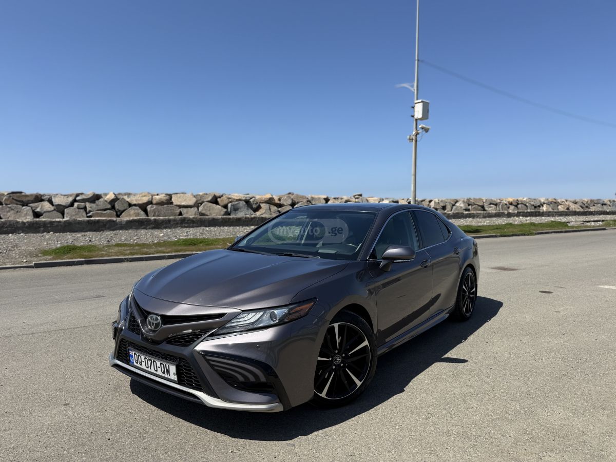 Toyota Camry - фото 8