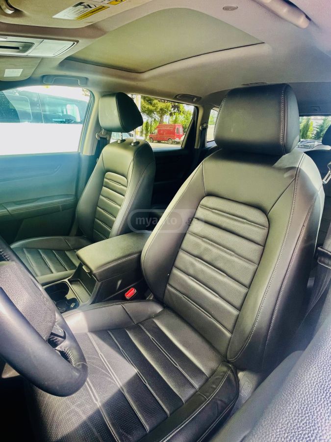 Honda CR-V - фото 12