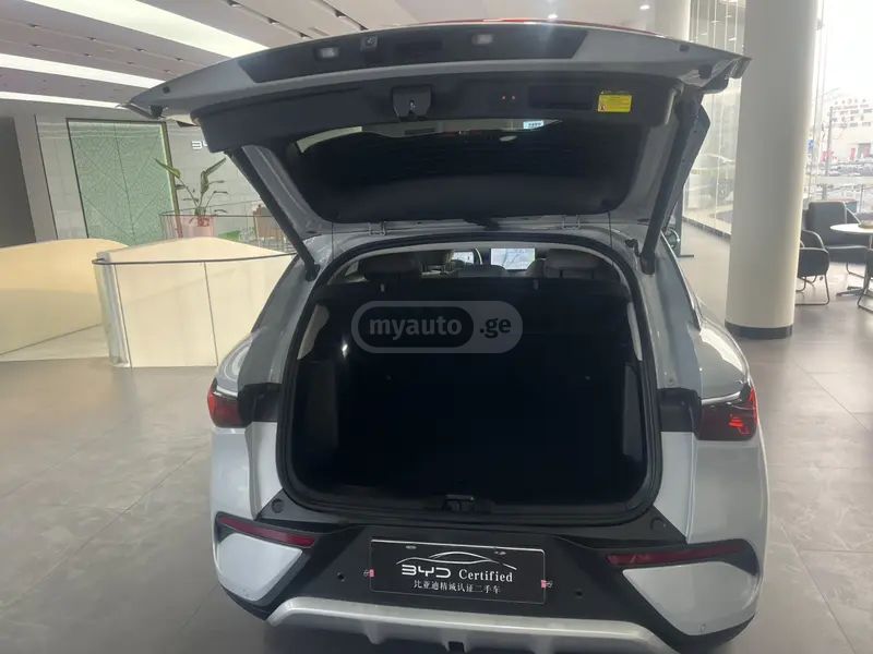 BYD Yuan 2025 — миниатюра 9