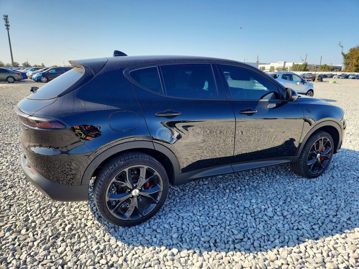 Dodge Hornet 2023 — миниатюра 3