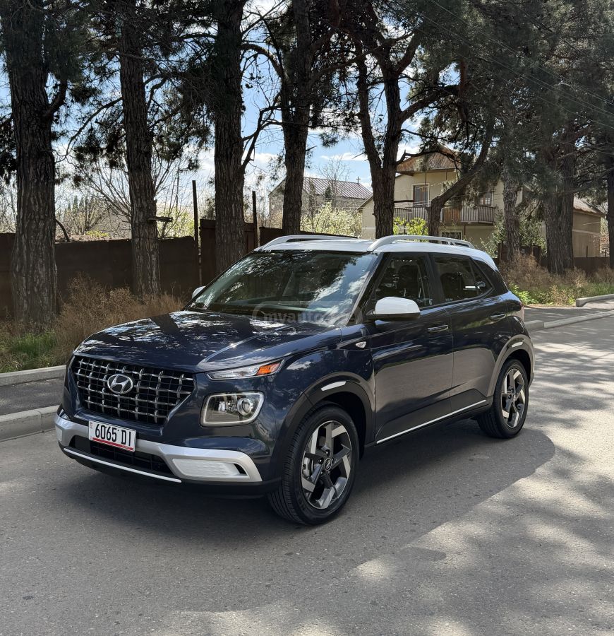 Hyundai venue - фото 1