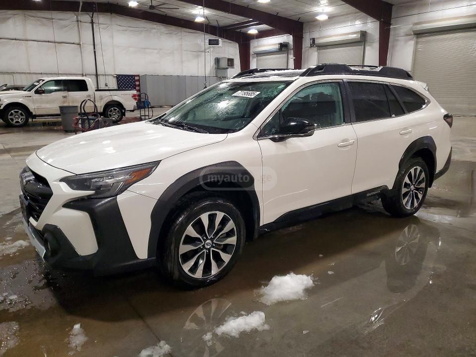 Subaru Outback - фото 1