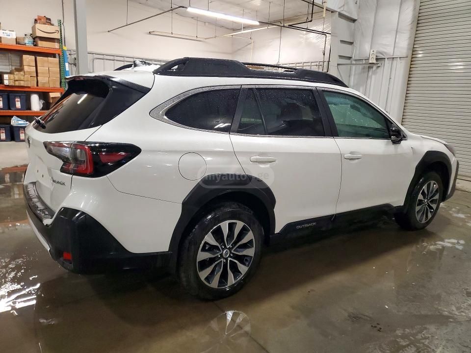 Subaru Outback - фото 3