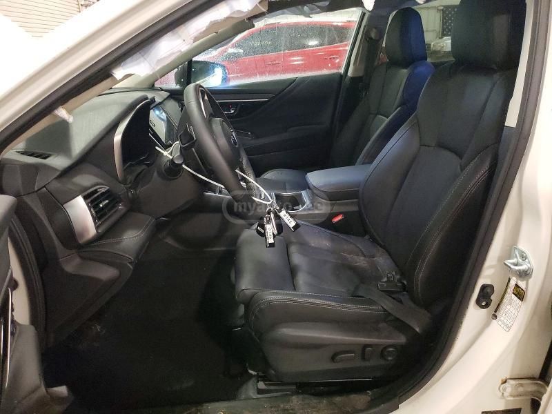 Subaru Outback - фото 7