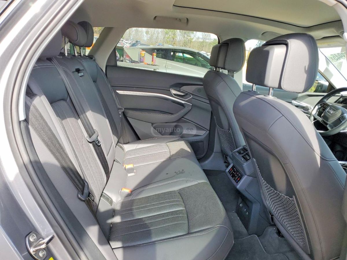 Audi Premium Plus — миниатюра 10