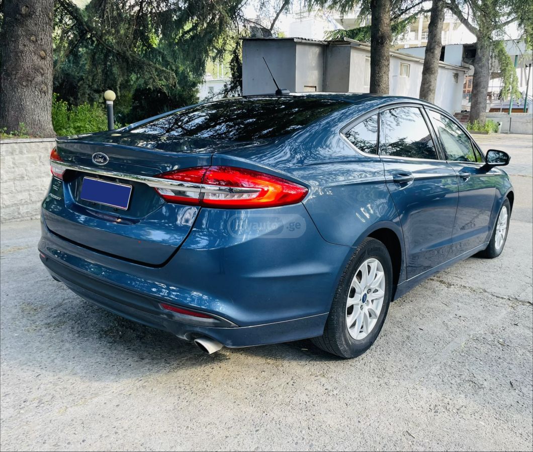 Ford Fusion - фото 4