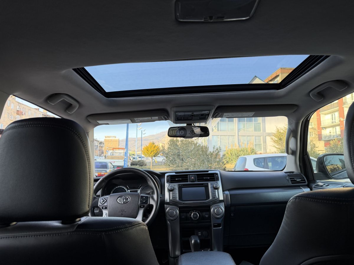 Toyota 4Runner - фото 3