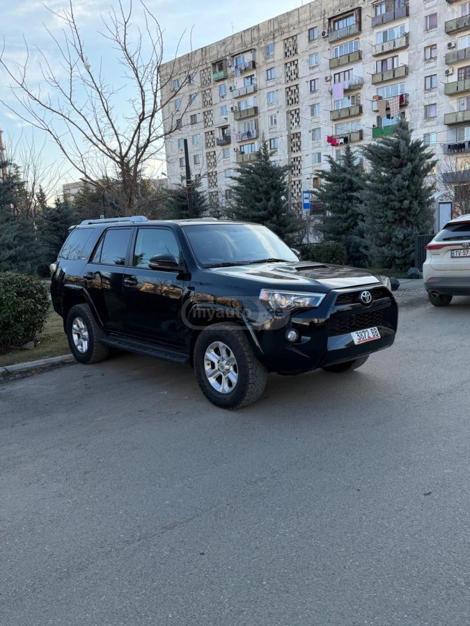 Toyota 4Runner - фото 4