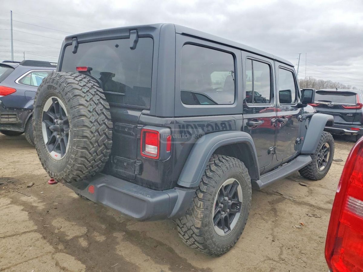 Jeep Wrangler - фото 3