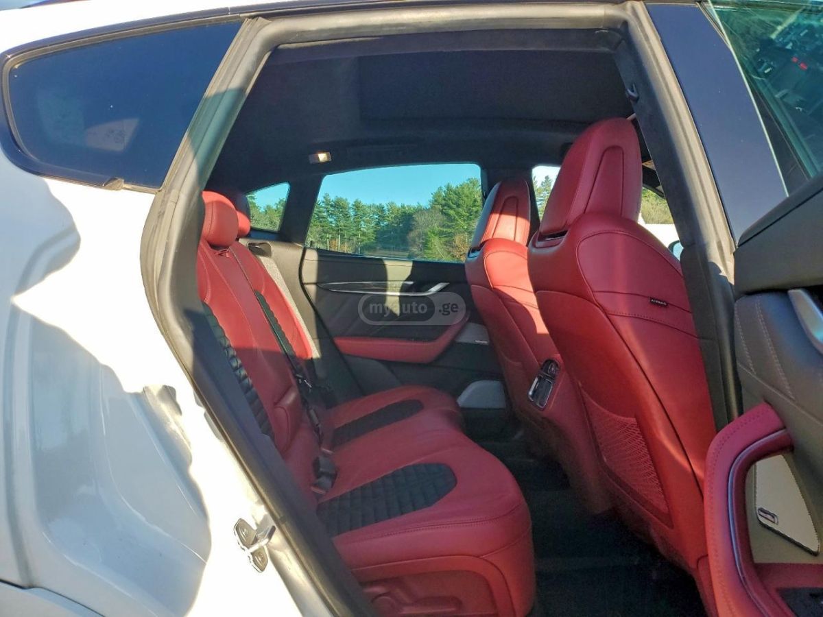 Maserati Levante 2022 — миниатюра 10