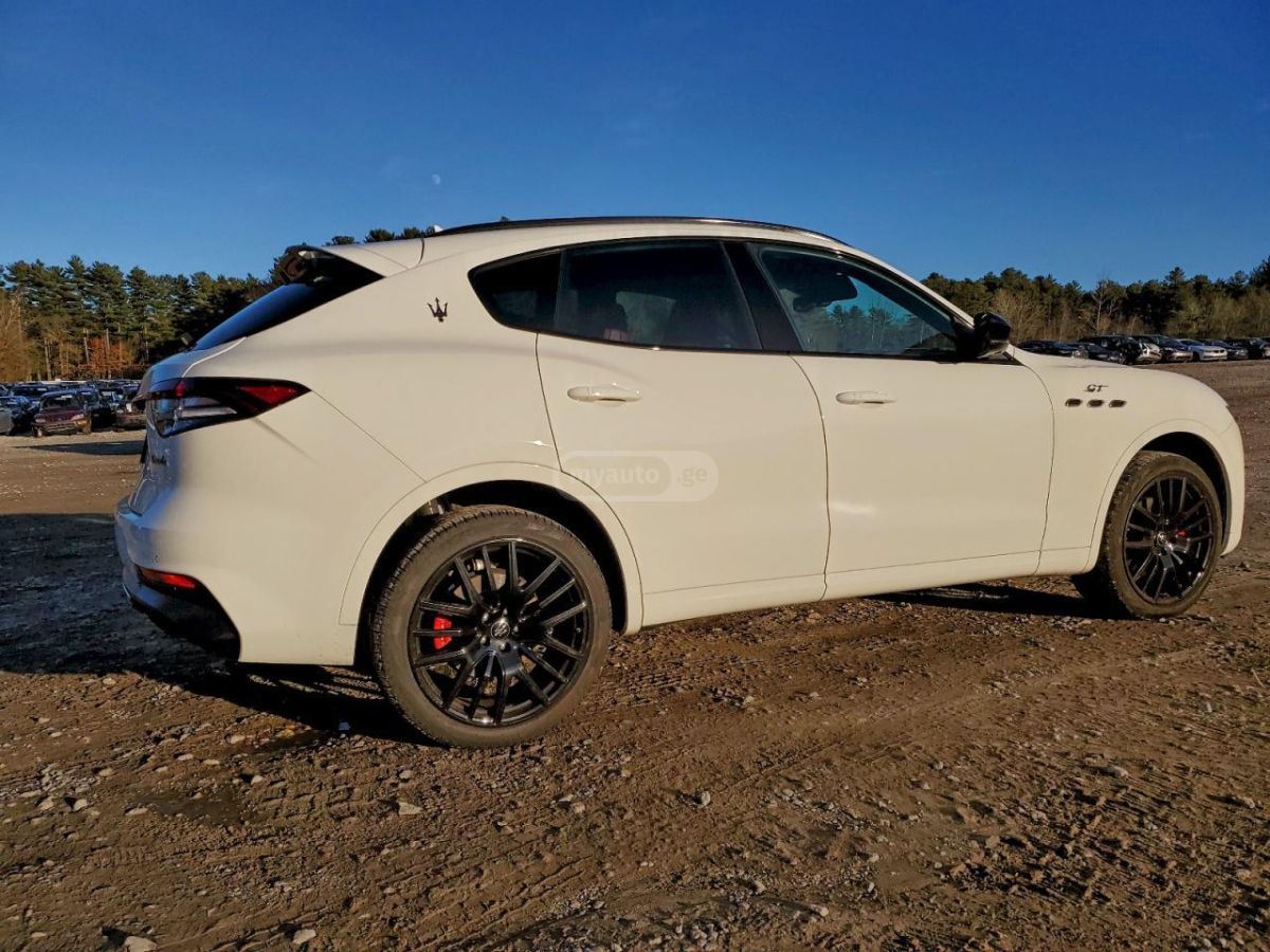 Maserati Levante 2022 — миниатюра 3