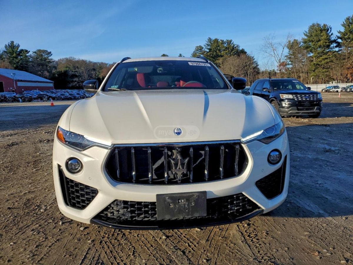 Maserati Levante 2022 — миниатюра 5
