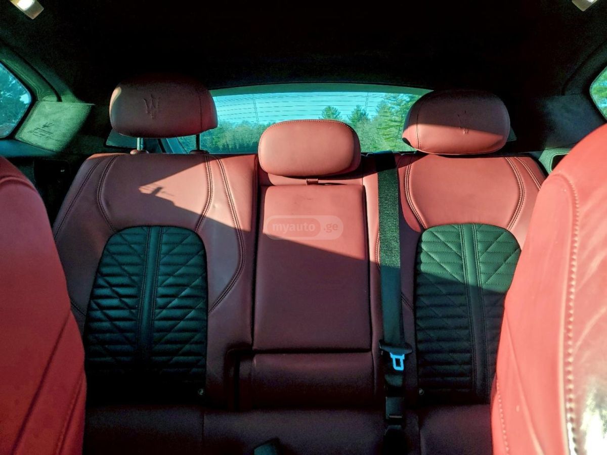 Maserati Levante 2022 — миниатюра 9