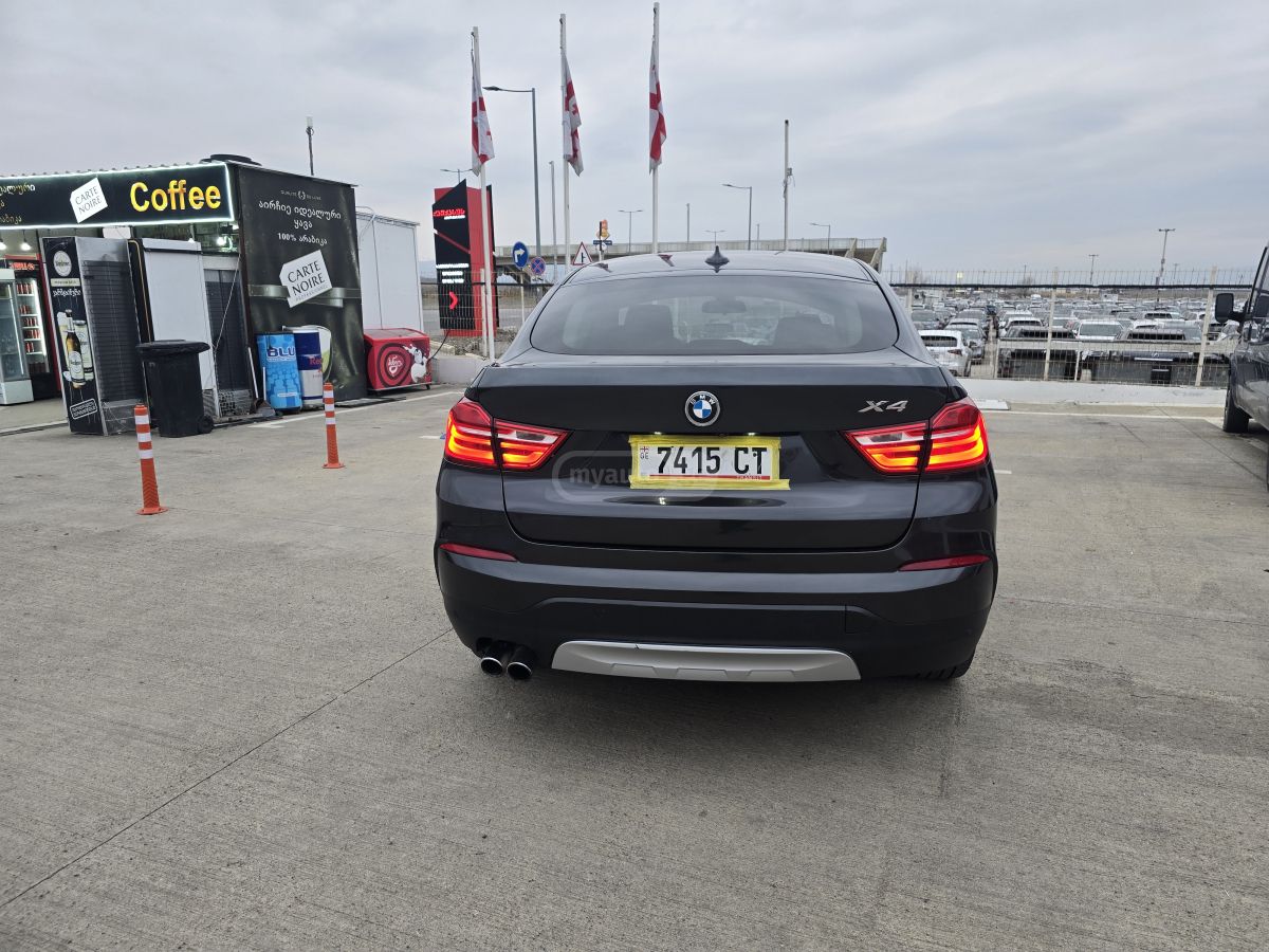 BMW X4 - фото 4