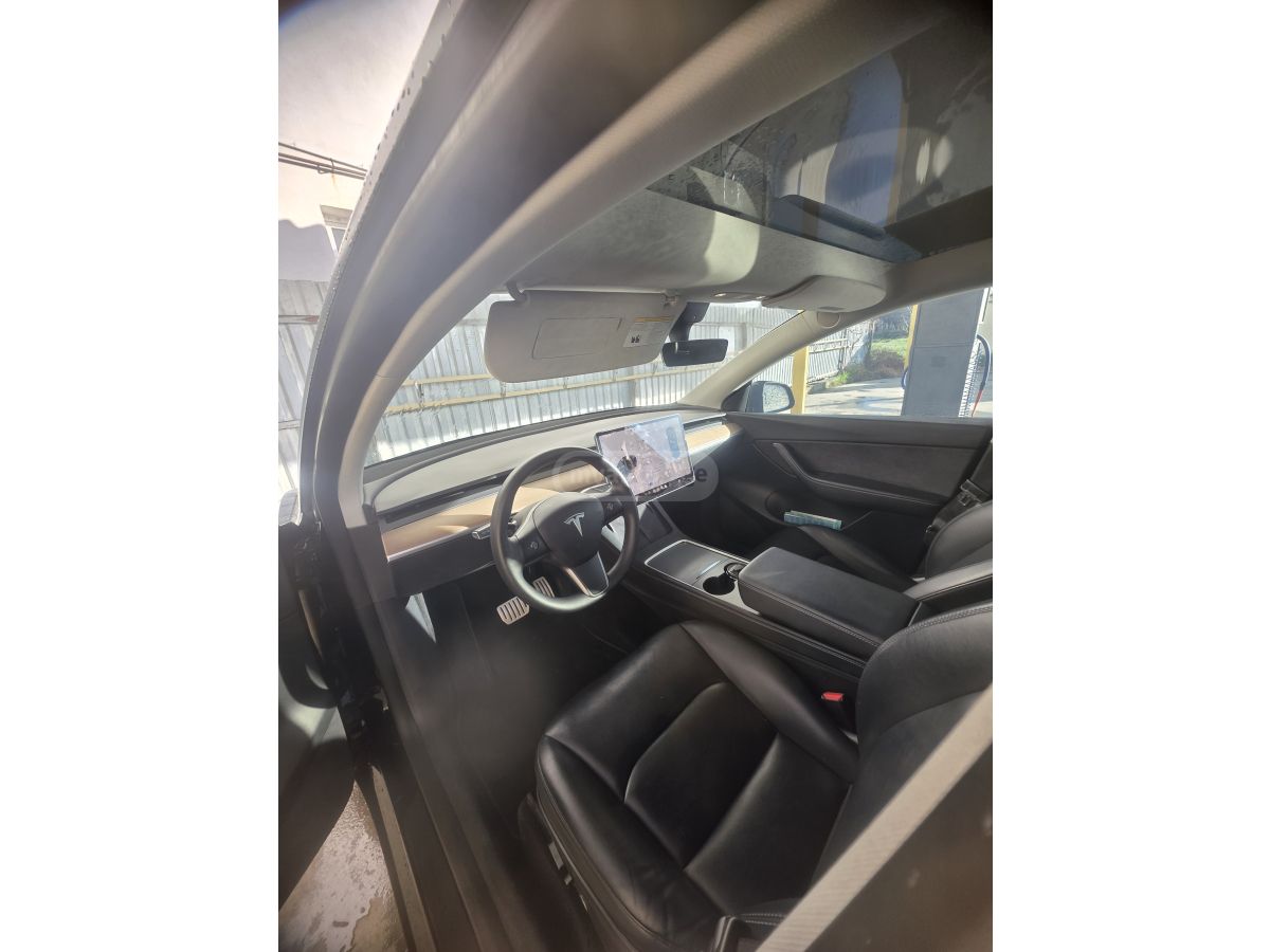 Tesla Model Y - фото 2