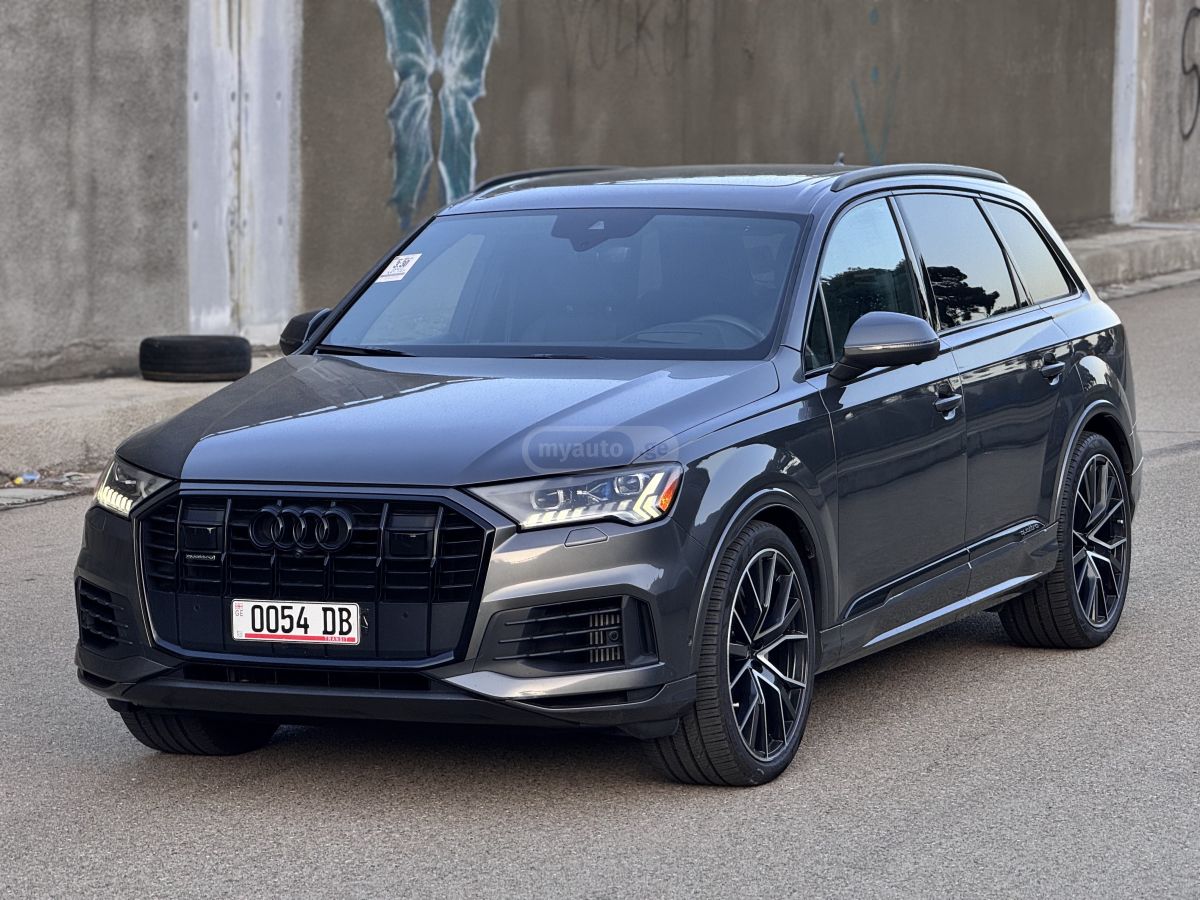 Audi Q7 - фото 5
