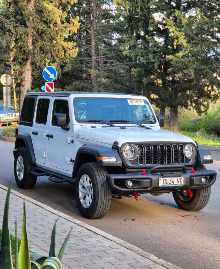 Jeep Wrangler - фото 8