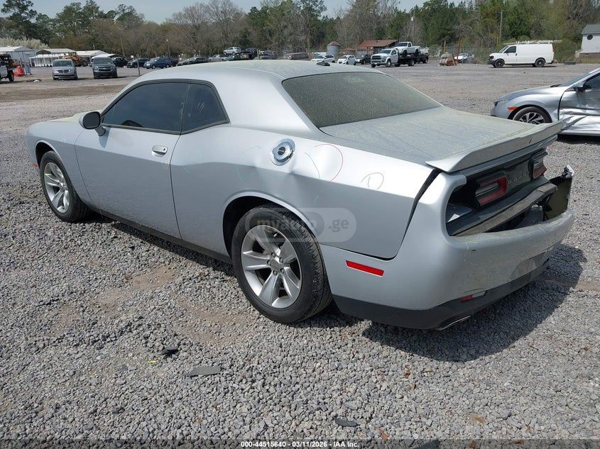 Dodge Challenger - фото 3