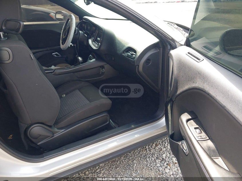 Dodge Challenger - фото 5