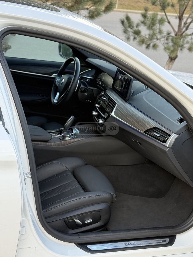 BMW 530 - фото 11