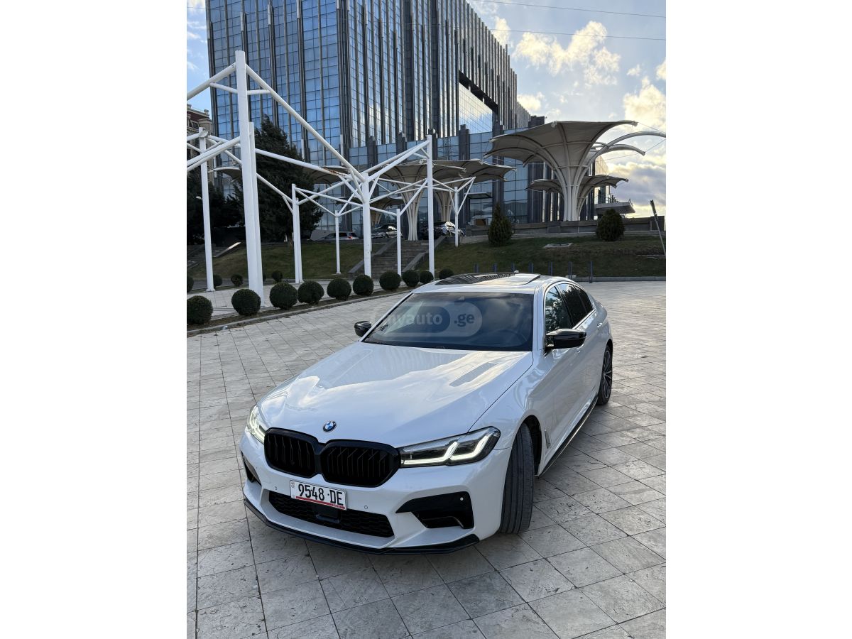 BMW 530 - фото 3