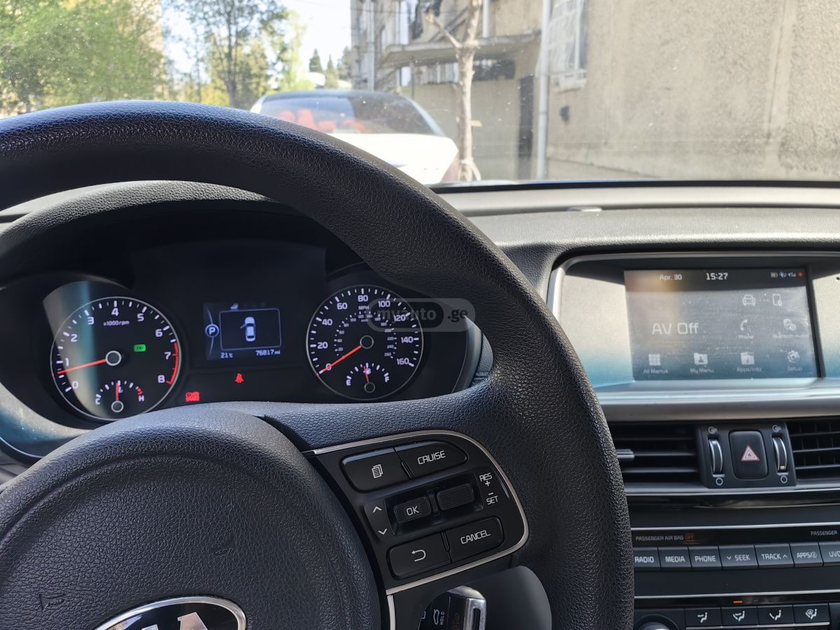 Kia Optima - фото 1