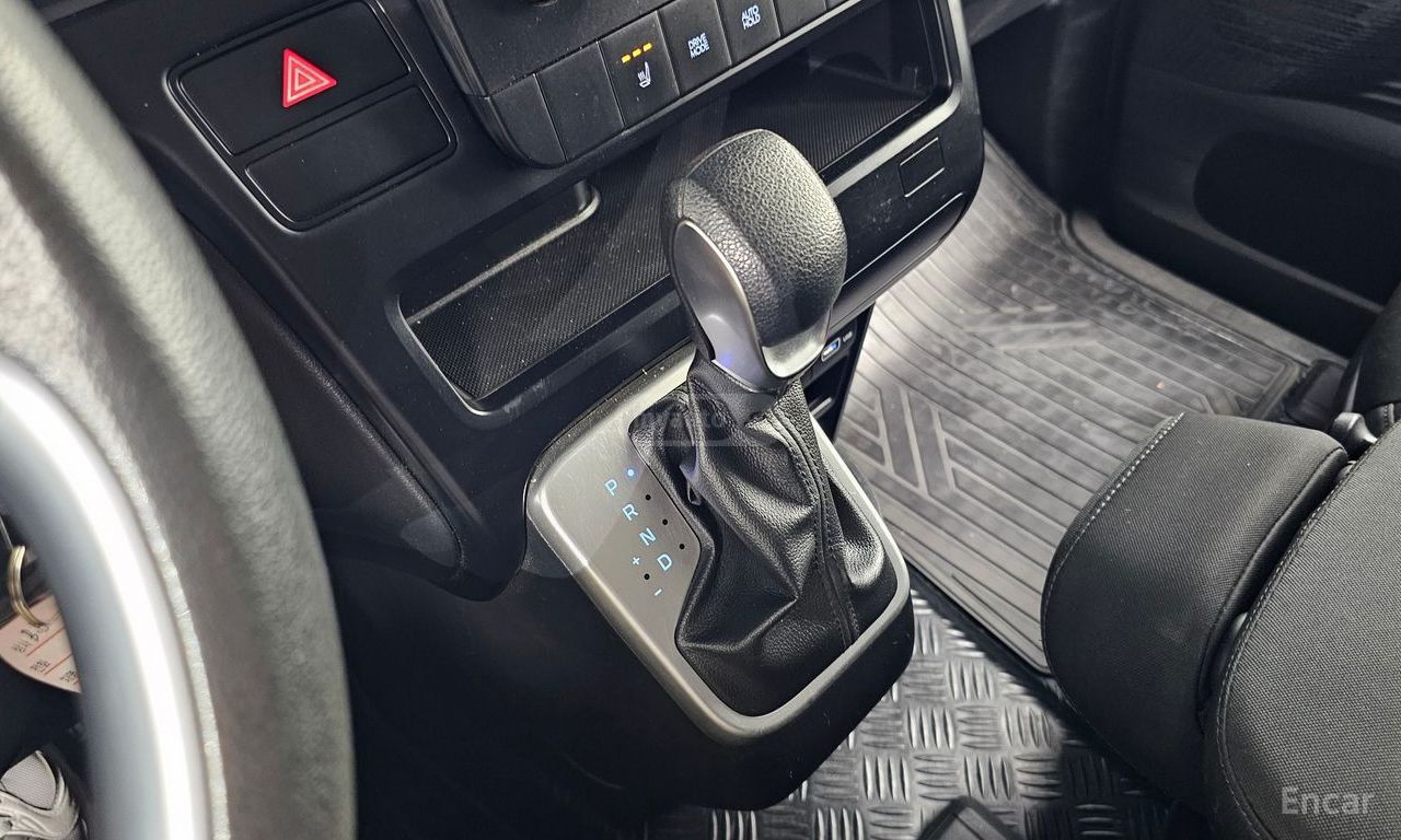 Hyundai Staria - фото 9