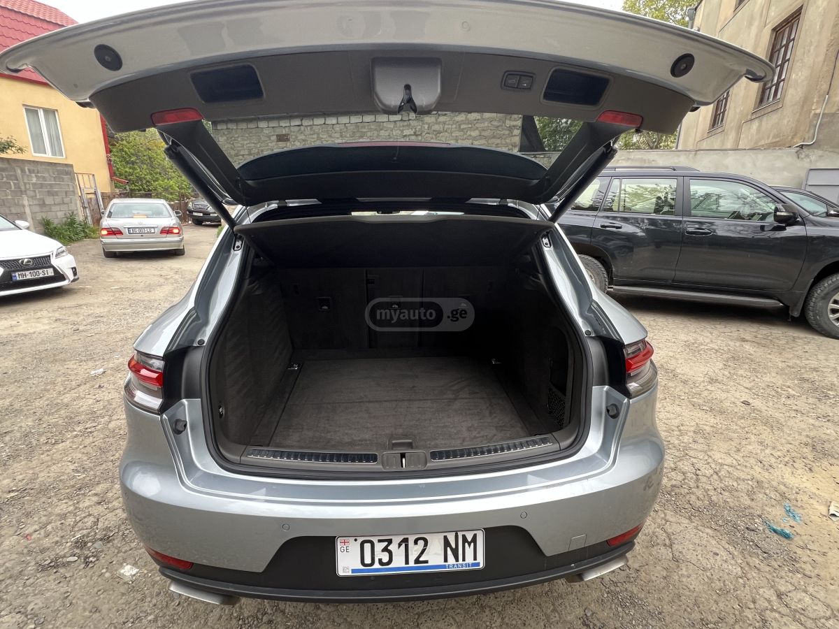 Porsche Macan - фото 11