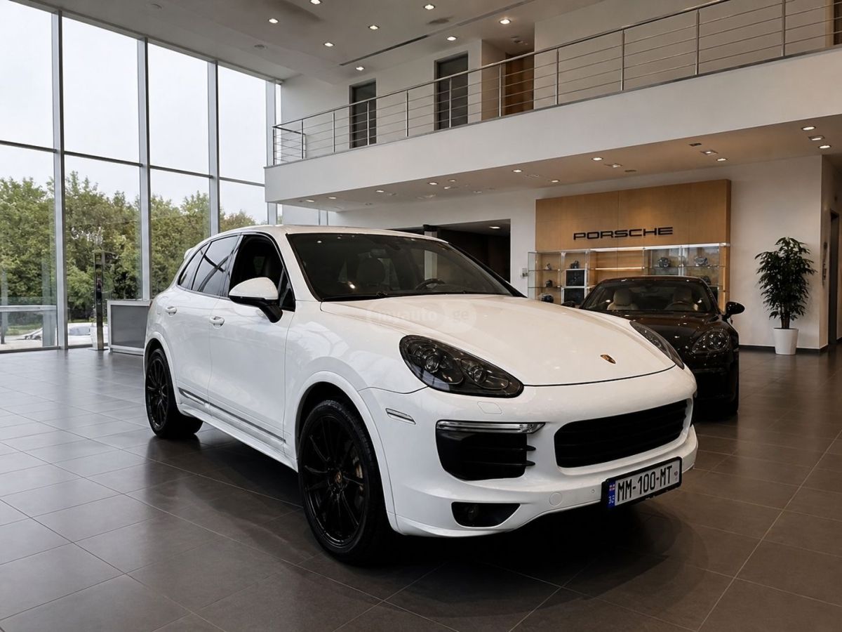 Porsche Cayenne - фото 1