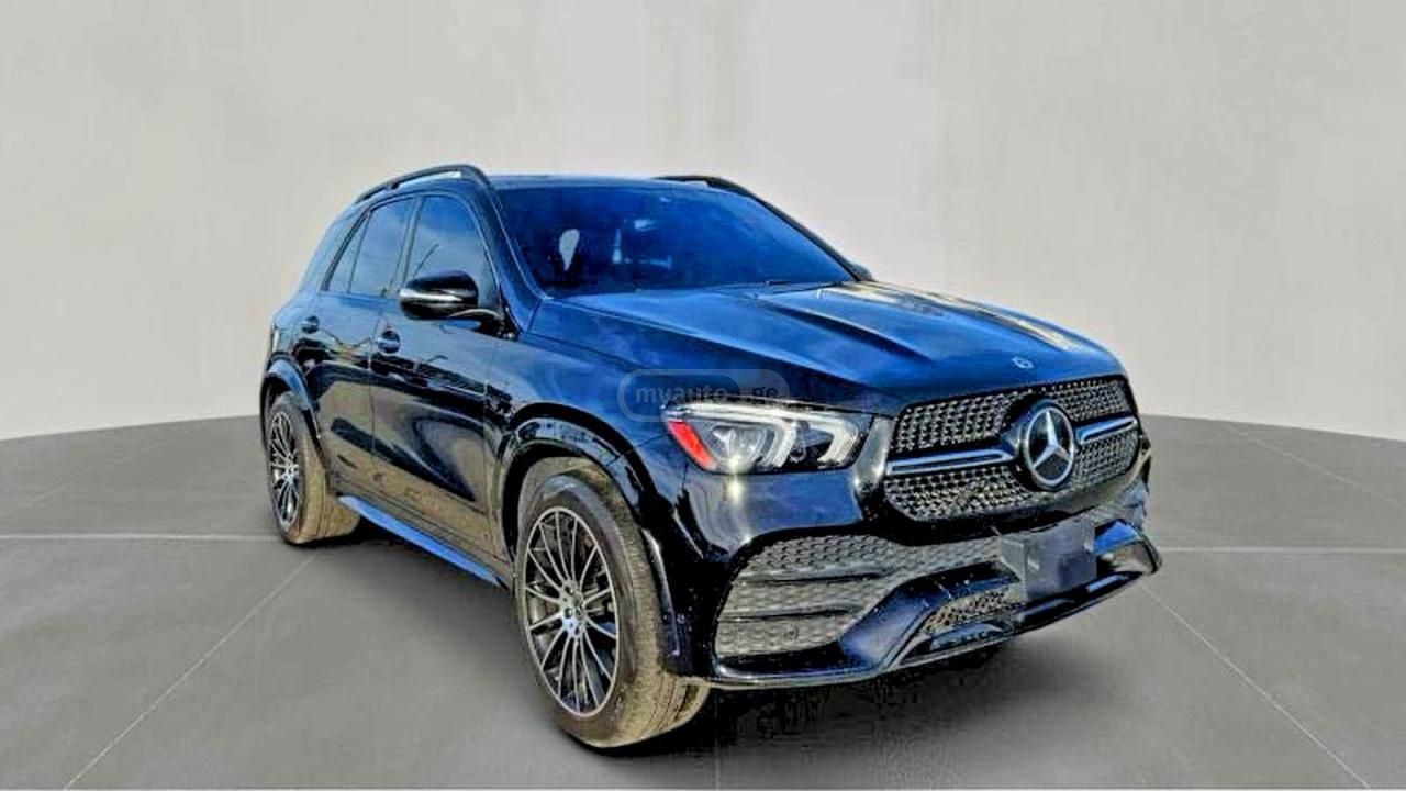 Mercedes-Benz GLE 350 - фото 1