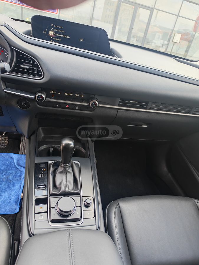 Mazda CX-30 - фото 11
