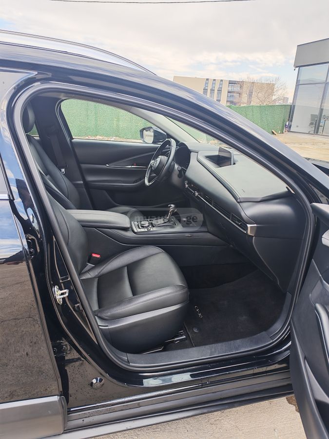 Mazda CX-30 - фото 12