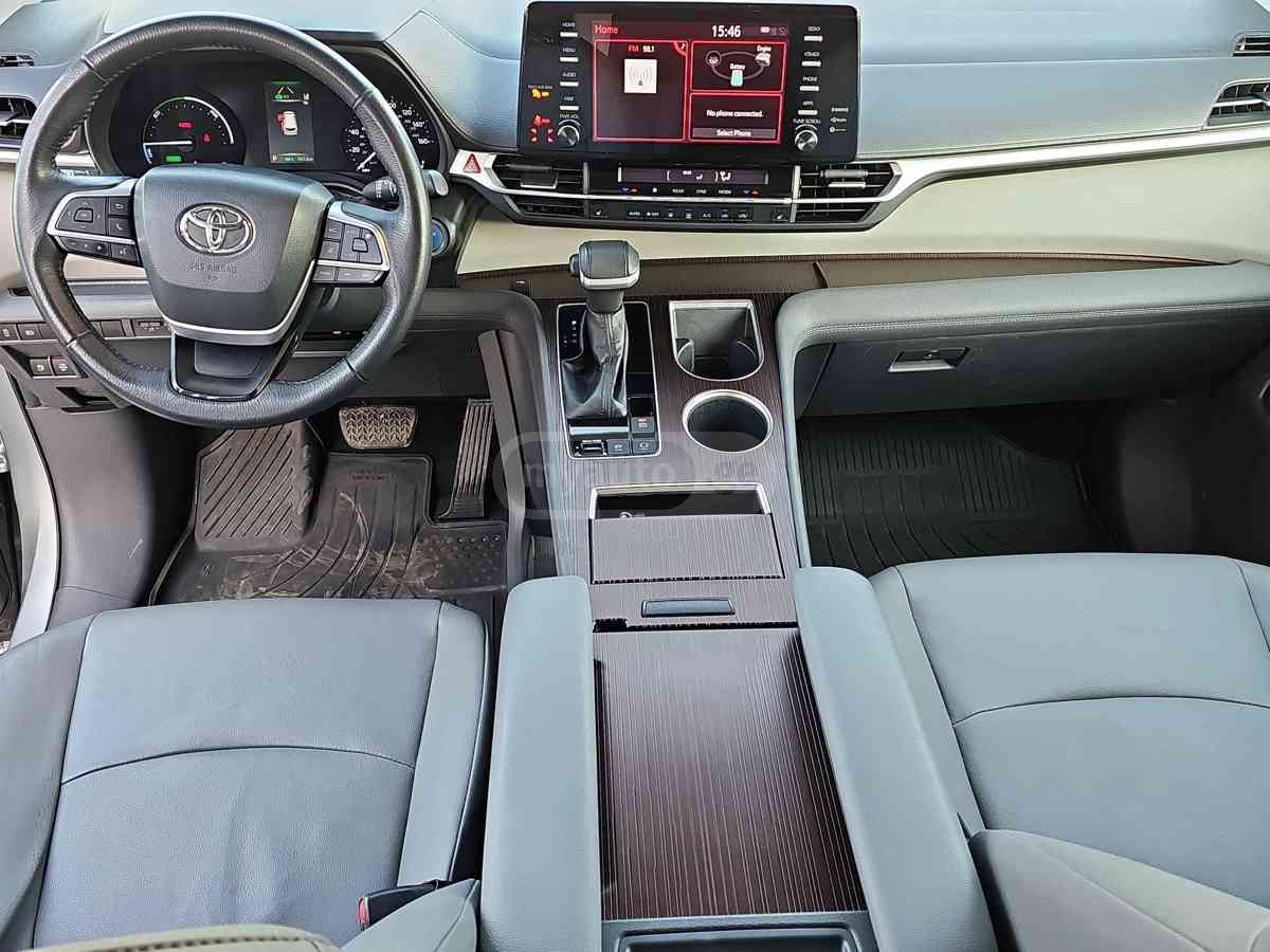 Toyota Toyota Sienna — миниатюра 9