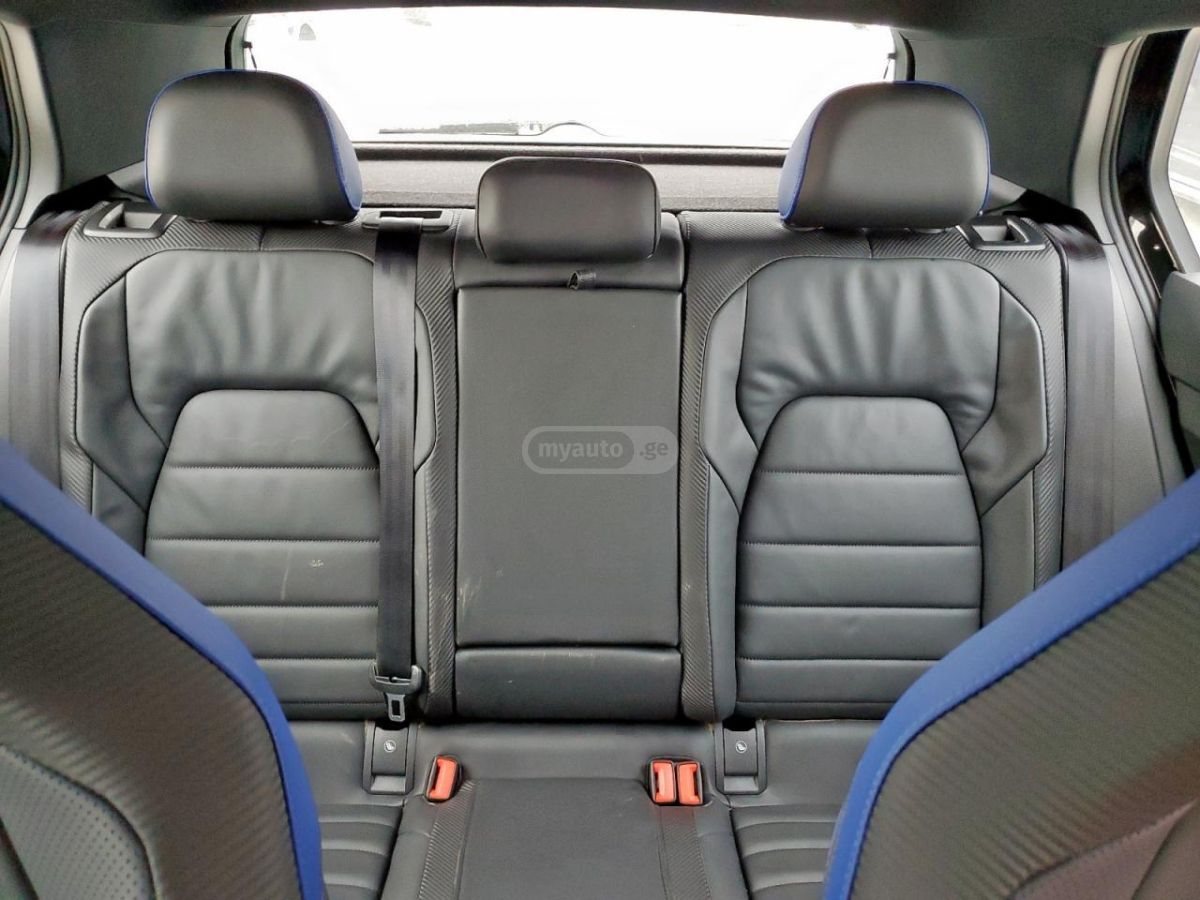 Volkswagen Golf 2024 — миниатюра 9