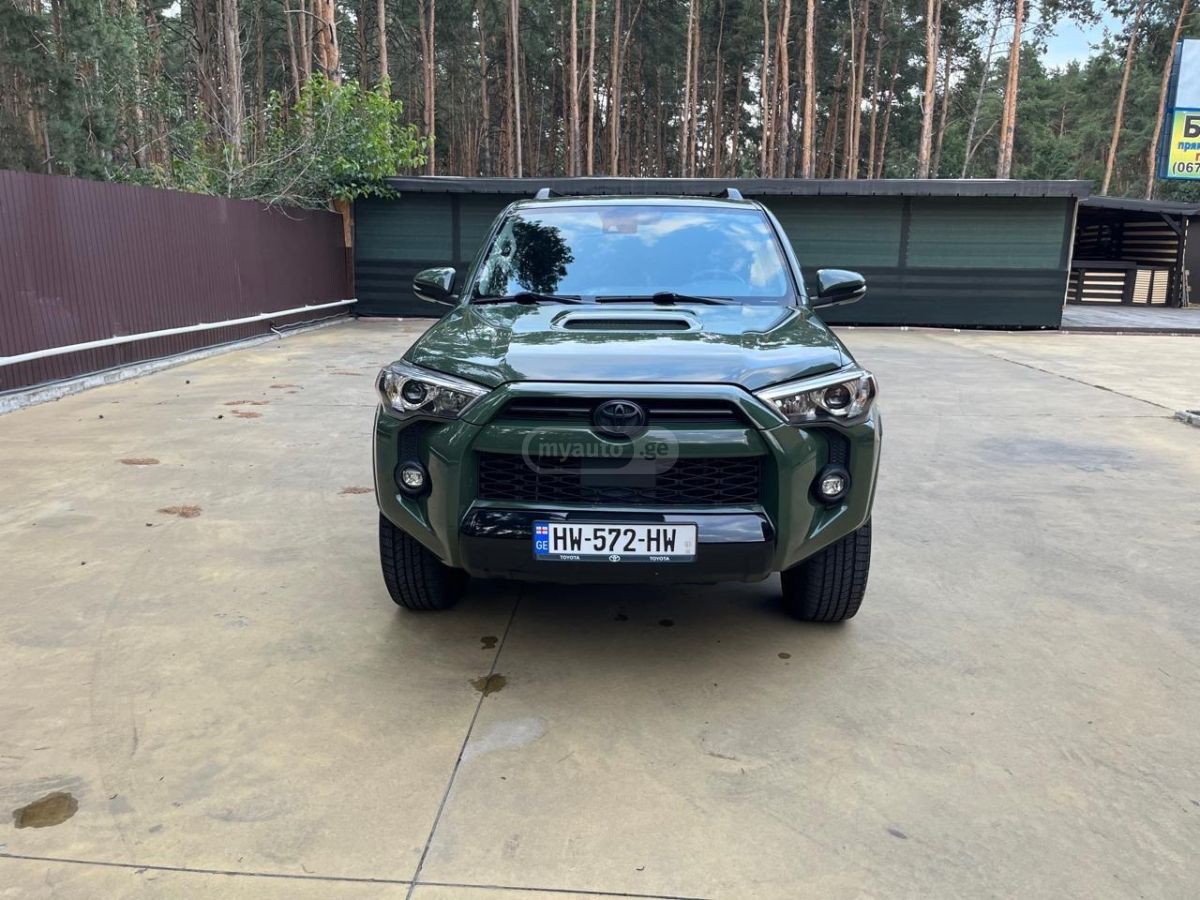 Toyota 4Runner - фото 1