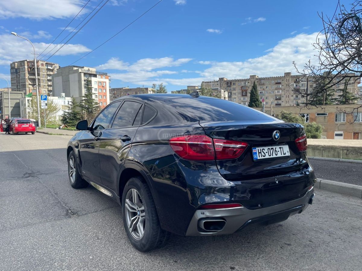 BMW X6 - фото 2