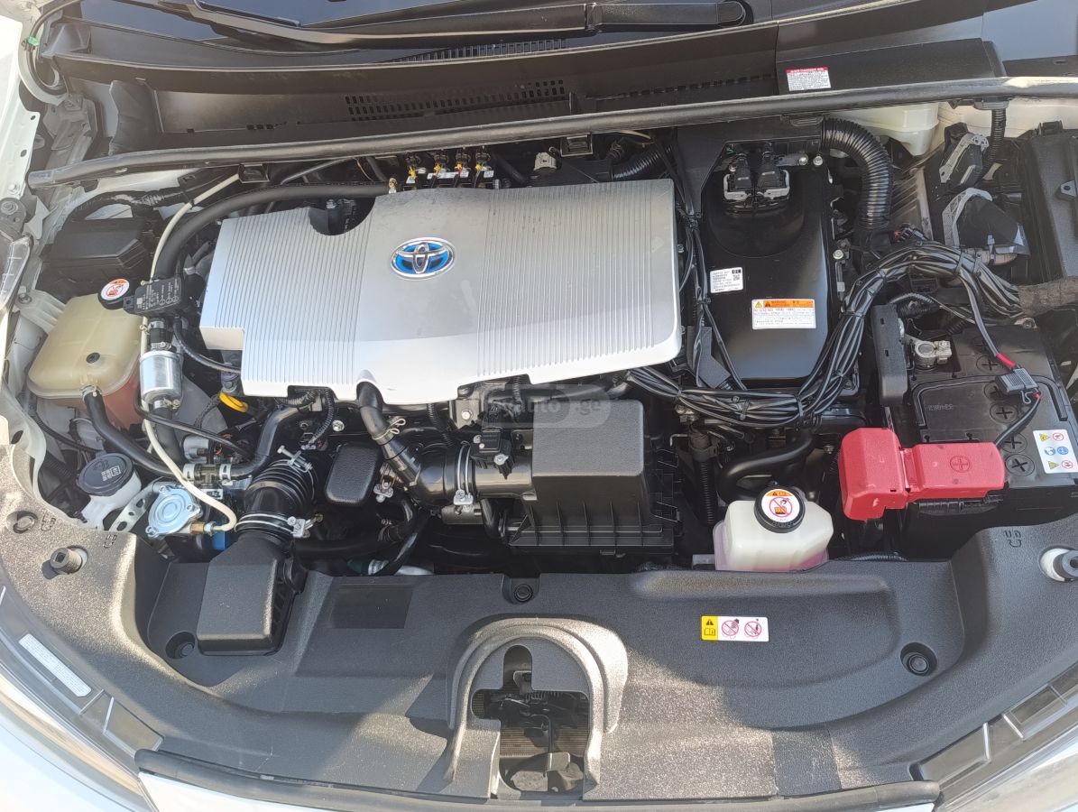 Toyota Prius - фото 5