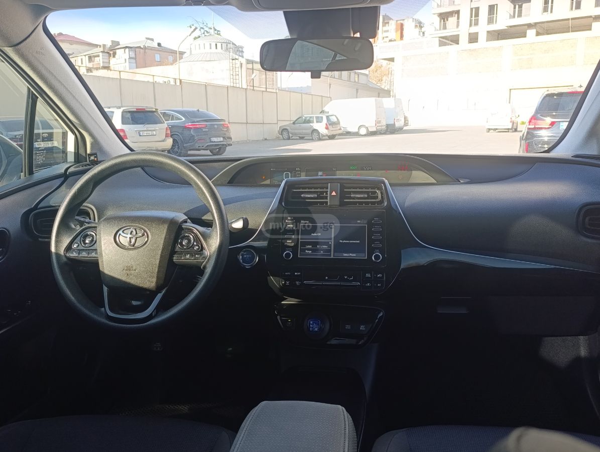 Toyota Prius - фото 6